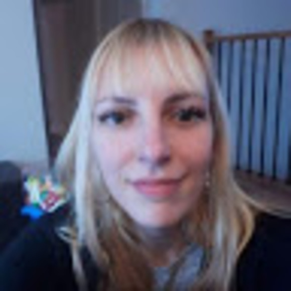 Meet your Posher, Violaine - Picture 1 of 1